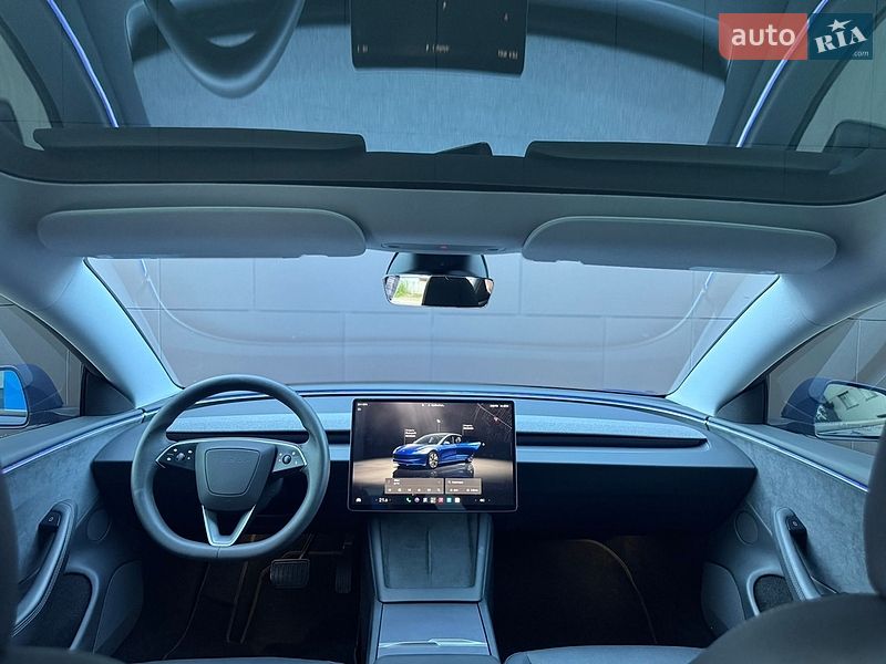 Седан Tesla Model 3 2024 в Киеве