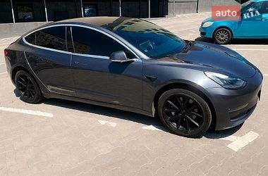Седан Tesla Model 3 2020 в Тернополі фото 4 Седан Tesla Model 3 2020 в Тернополі