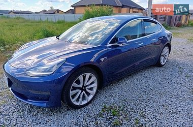 Седан Tesla Model 3 2020 в Житомирі