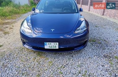 Седан Tesla Model 3 2020 в Житомирі