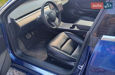 Седан Tesla Model 3 2020 в Житомирі