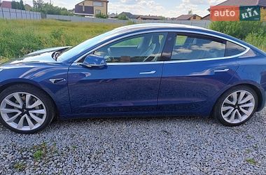 Седан Tesla Model 3 2020 в Житомире