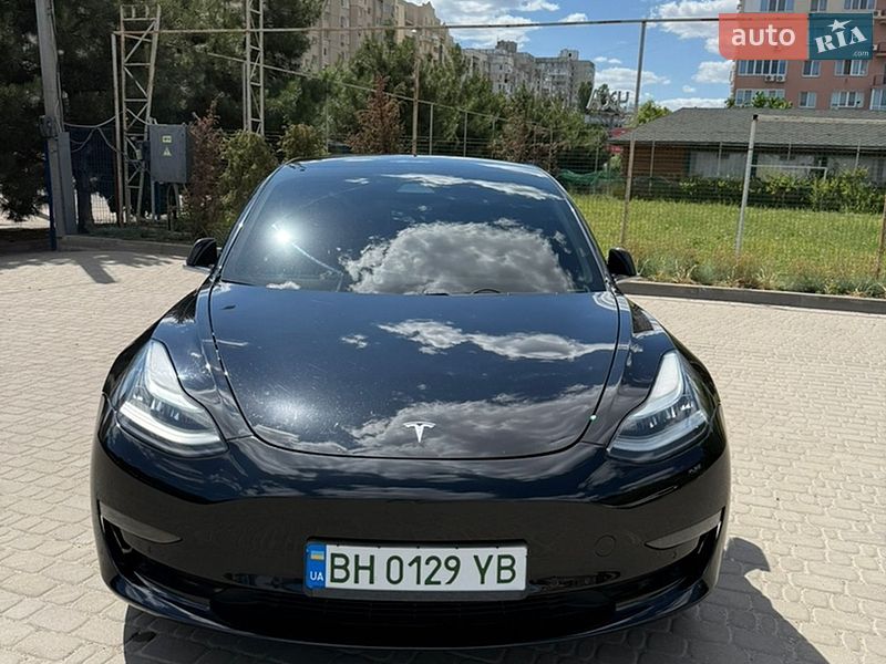 Tesla Model 3 2018 Tesla Model 3 2018
