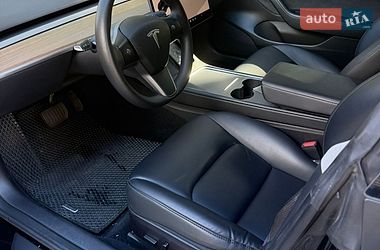 Седан Tesla Model 3 2022 в Ивано-Франковске