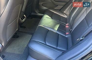 Седан Tesla Model 3 2022 в Ивано-Франковске