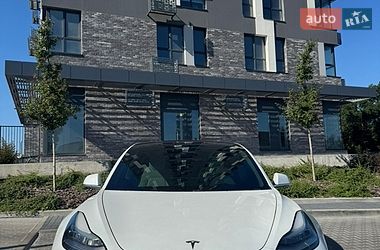 tesla model-3 2019 в Кропивницький (Кіровоград) від професійного продавця Александр