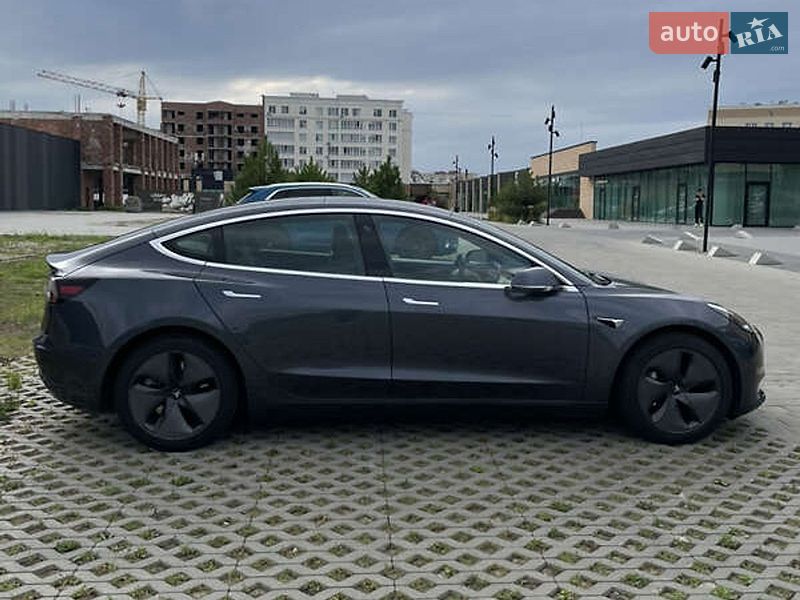 Седан Tesla Model 3 2019 в Львове фото 8 Седан Tesla Model 3 2019 в Львове