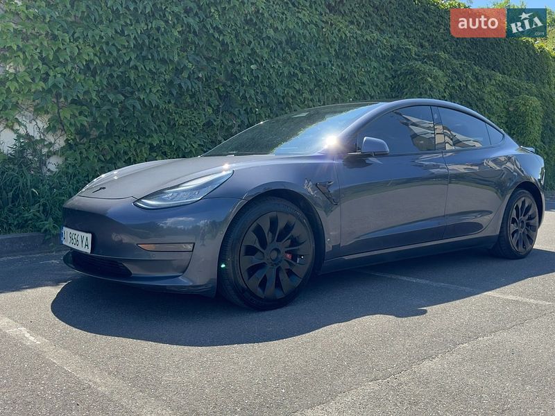 Седан Tesla Model 3 2020 в Вышгороде