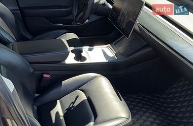 Седан Tesla Model 3 2020 в Вышгороде