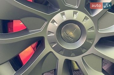 Седан Tesla Model 3 2020 в Вышгороде