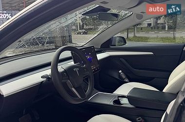 Седан Tesla Model 3 2022 в Калуші
