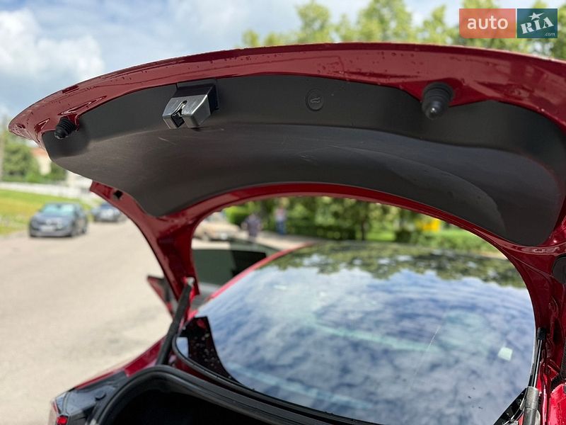 Седан Tesla Model 3 2022 в Білій Церкві
