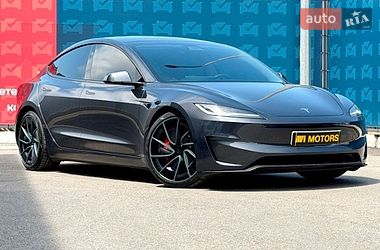 Седан Tesla Model 3 2024 в Києві фото Седан Tesla Model 3 2024 в Києві