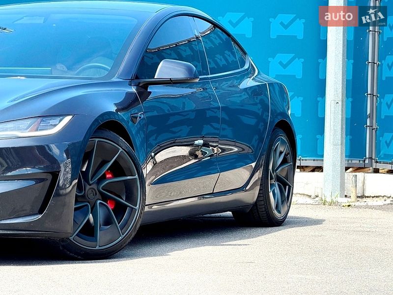 Седан Tesla Model 3 2024 в Києві фото 9 Седан Tesla Model 3 2024 в Києві