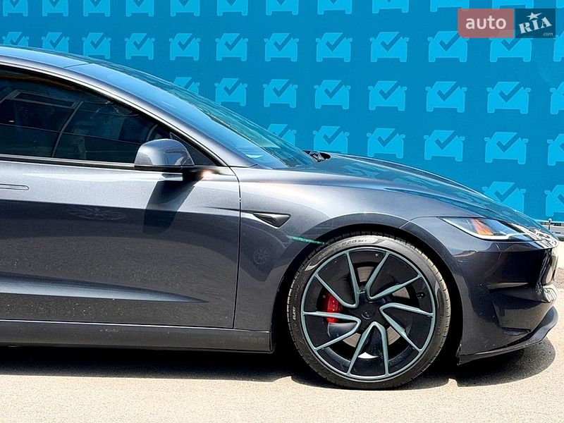 Седан Tesla Model 3 2024 в Києві фото 13 Седан Tesla Model 3 2024 в Києві