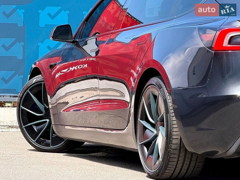 Седан Tesla Model 3 2024 в Києві фото 16 Седан Tesla Model 3 2024 в Києві