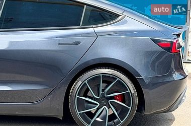 Седан Tesla Model 3 2024 в Києві фото 15 Седан Tesla Model 3 2024 в Києві