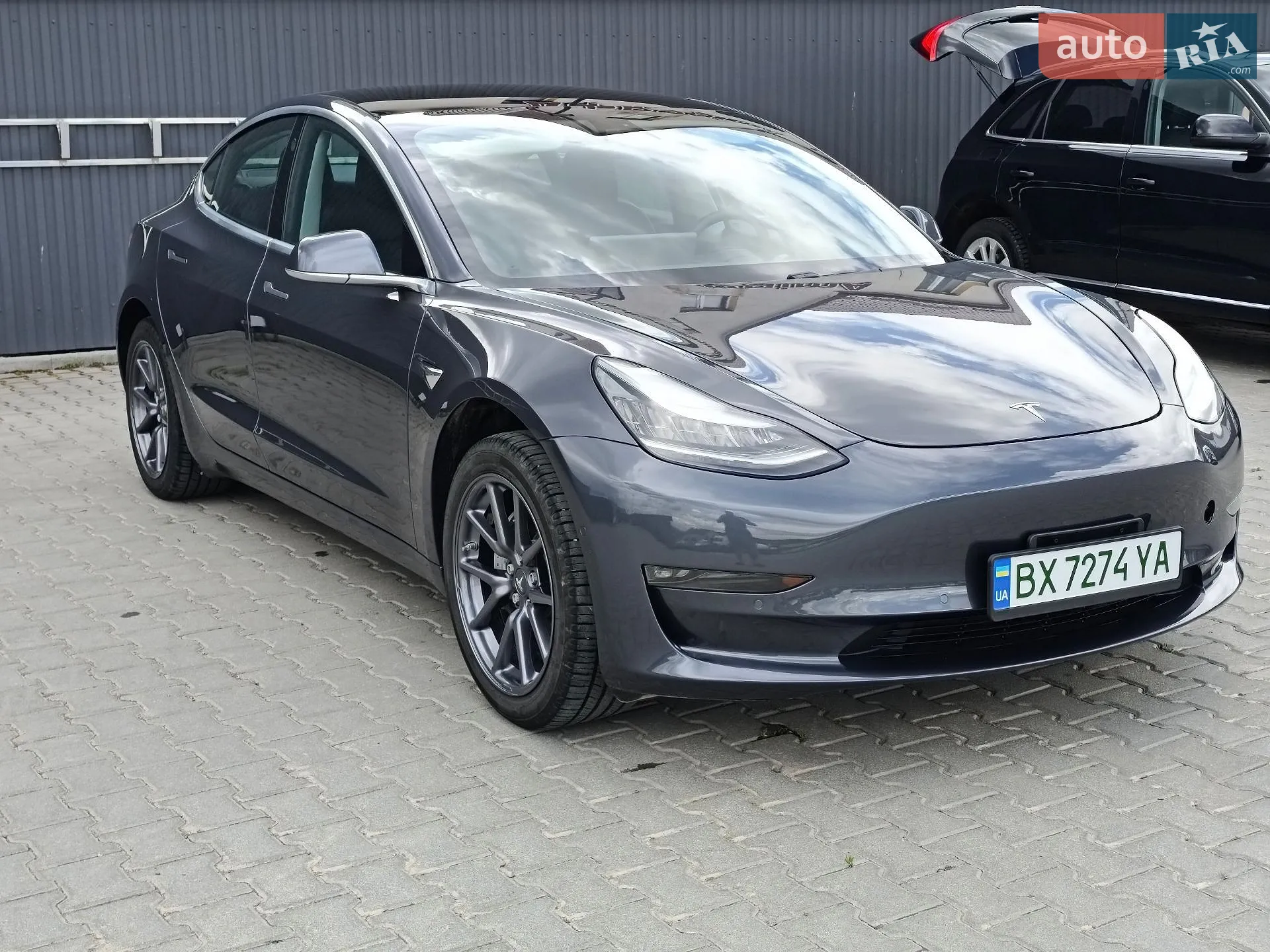 2020 Tesla Model 3 - фото 1