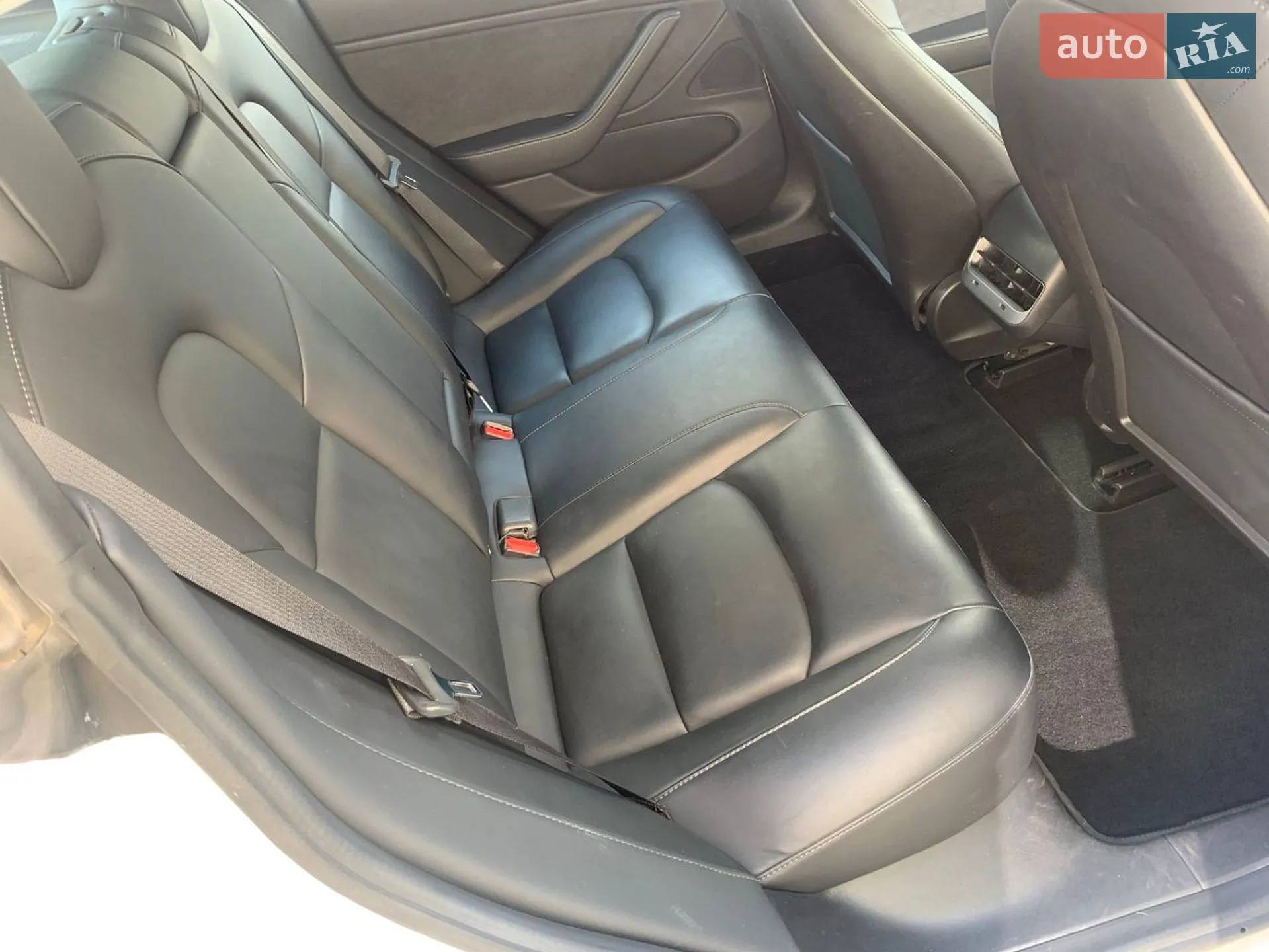 2019 Tesla Model 3 - мініатюра 12