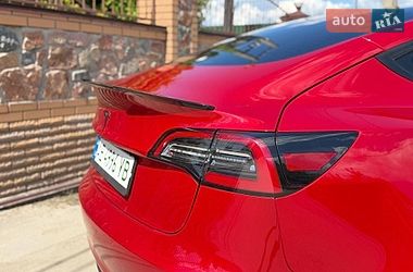 Седан Tesla Model 3 2022 в Киеве