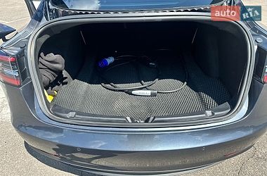 Седан Tesla Model 3 2018 в Николаеве