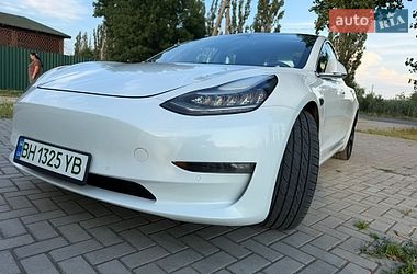 Седан Tesla Model 3 2020 в Одессе