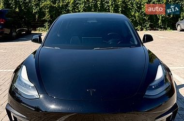Седан Tesla Model 3 2021 в Днепре фото Седан Tesla Model 3 2021 в Днепре