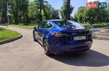 Седан Tesla Model 3 2019 в Каменском