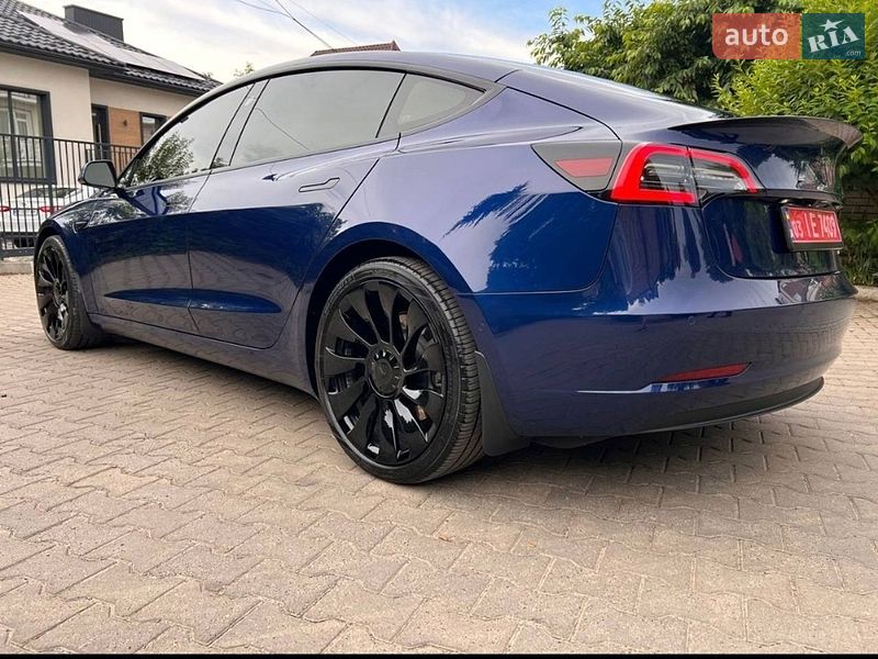 Седан Tesla Model 3 2022 в Черновцах фото 11 Седан Tesla Model 3 2022 в Черновцах