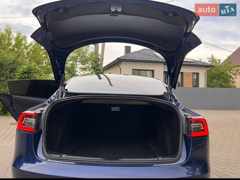 Седан Tesla Model 3 2022 в Черновцах фото 17 Седан Tesla Model 3 2022 в Черновцах