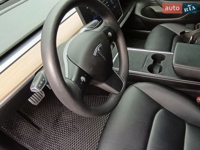 Седан Tesla Model 3 2022 в Черновцах фото 35 Седан Tesla Model 3 2022 в Черновцах
