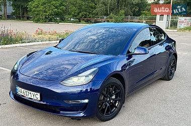 Седан Tesla Model 3 2022 в Кропивницком