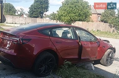 Седан Tesla Model 3 2024 в Хмельницькому фото 4 Седан Tesla Model 3 2024 в Хмельницькому