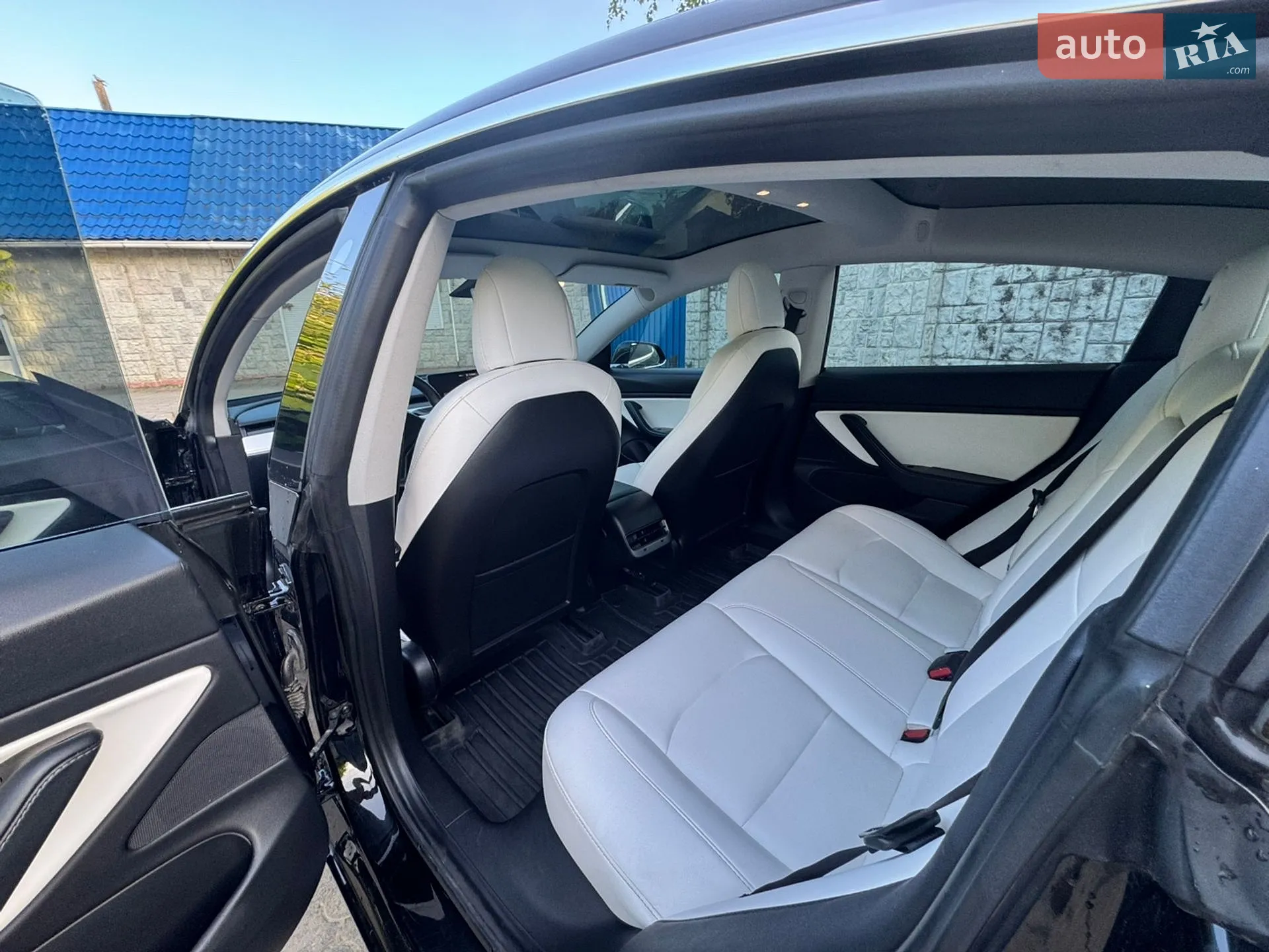 2018 Tesla Model 3 - мініатюра 24