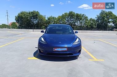 Седан Tesla Model 3 2019 в Тернополі