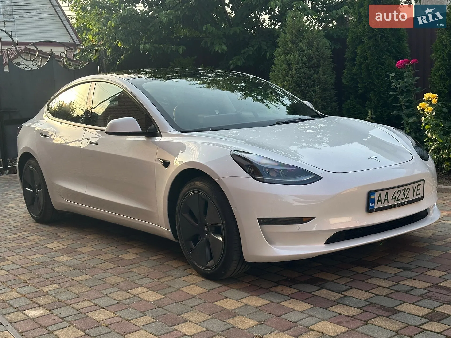 2022 Tesla Model 3 - мініатюра 4