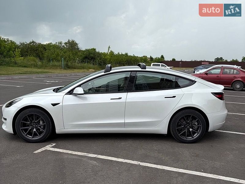 Седан Tesla Model 3 2022 в Умані фото 5 Седан Tesla Model 3 2022 в Умані