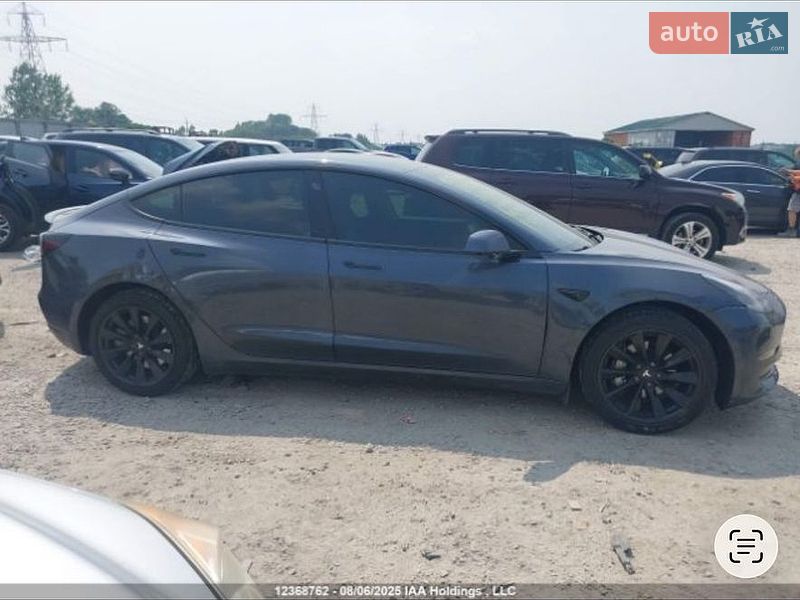 Седан Tesla Model 3 2020 в Дніпрі фото 21 Седан Tesla Model 3 2020 в Дніпрі