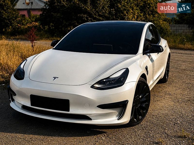 Седан Tesla Model 3 2023 в Каменском фото Седан Tesla Model 3 2023 в Каменском