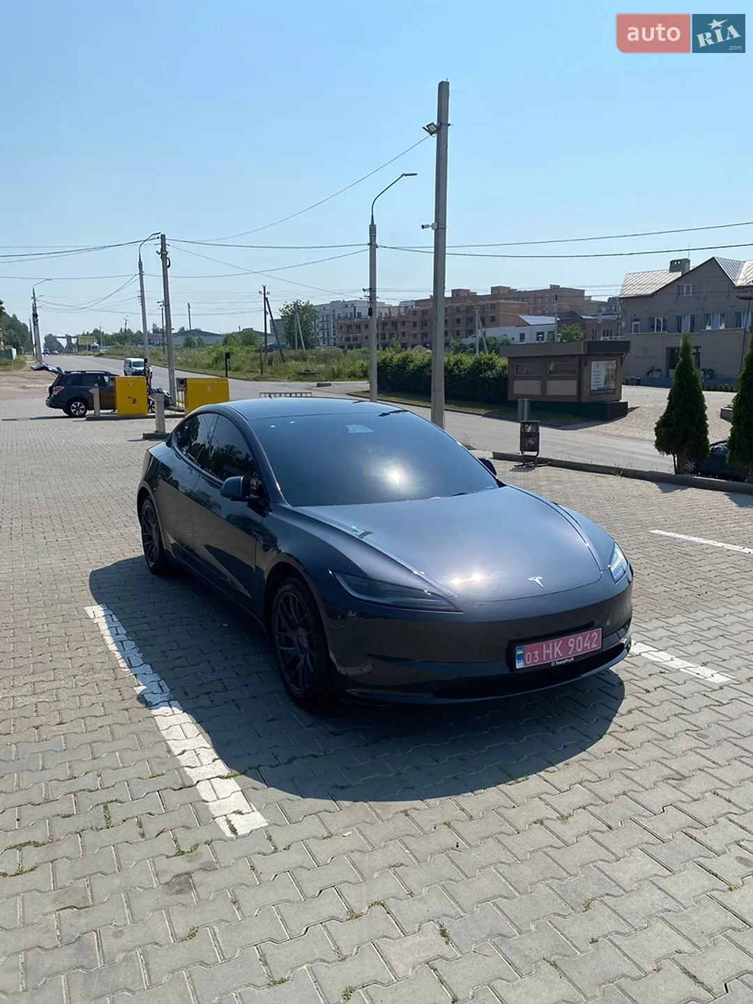 2025 Tesla Model 3 - мініатюра 26