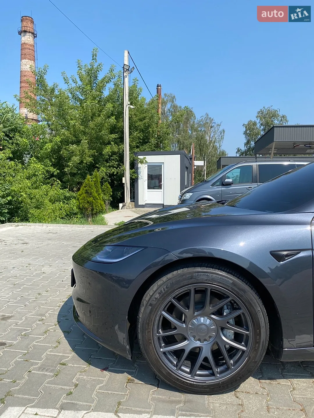 2025 Tesla Model 3 - мініатюра 30