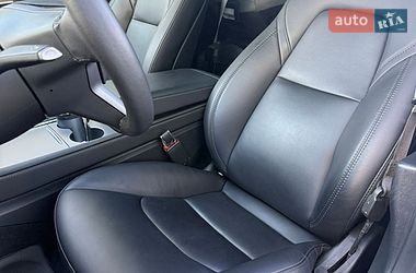 Седан Tesla Model 3 2023 в Одесі