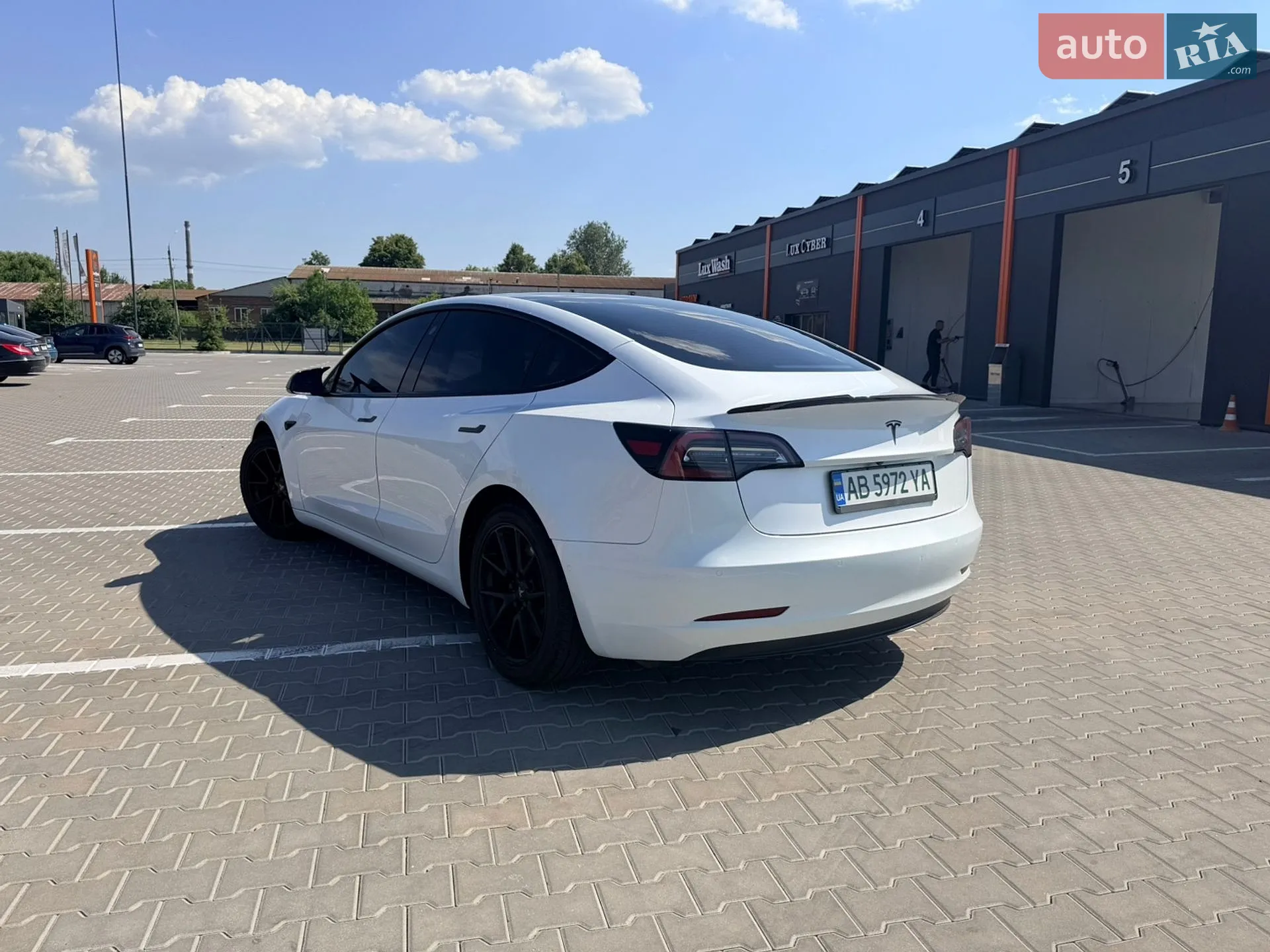 2020 Tesla Model 3 - мініатюра 3