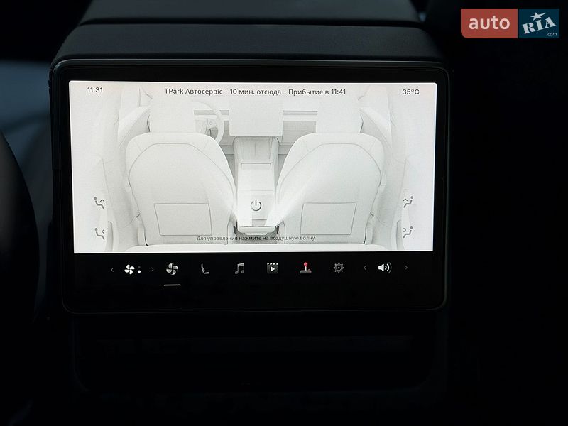 Седан Tesla Model 3 2024 в Киеве