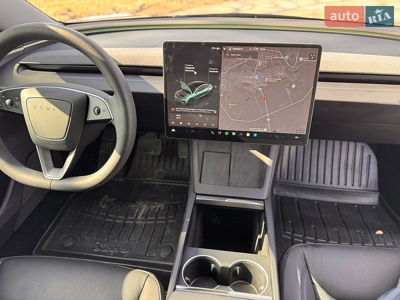 Седан Tesla Model 3 2024 в Кропивницком