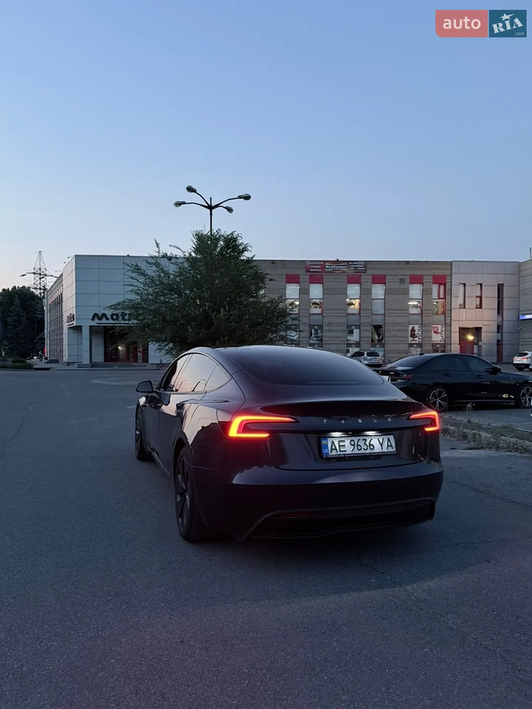 2024 Tesla Model 3 - мініатюра 8