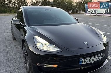 Седан Tesla Model 3 2021 в Самборі