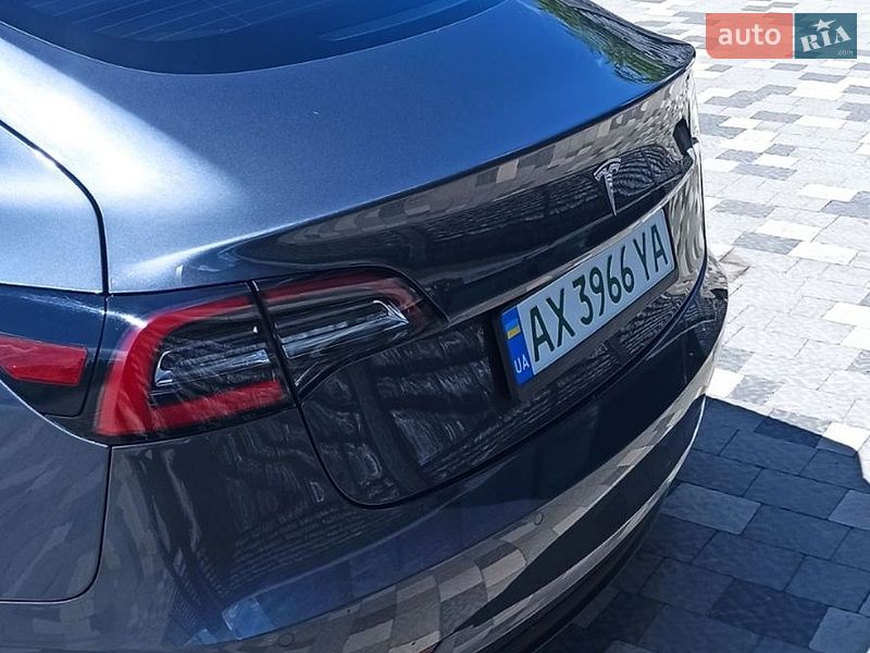 Седан Tesla Model 3 2022 в Харькове