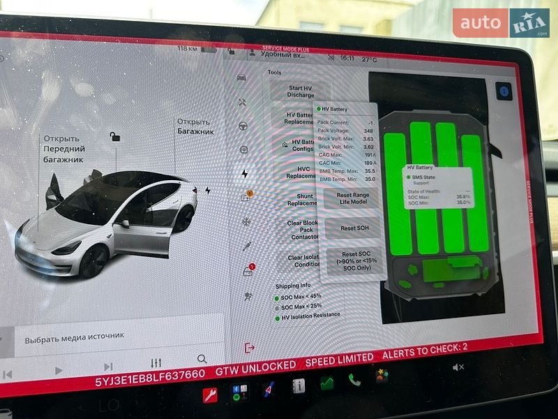 Седан Tesla Model 3 2020 в Львове