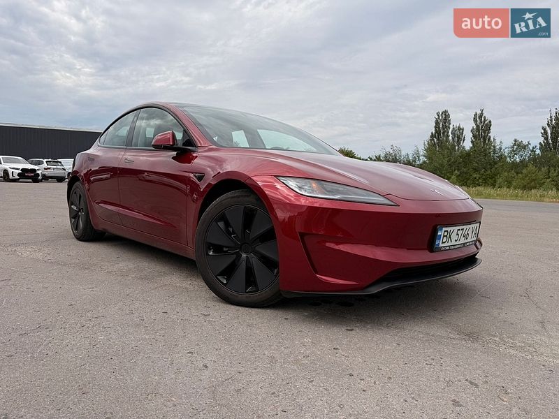Седан Tesla Model 3 2025 в Рівному фото 18 Седан Tesla Model 3 2025 в Рівному